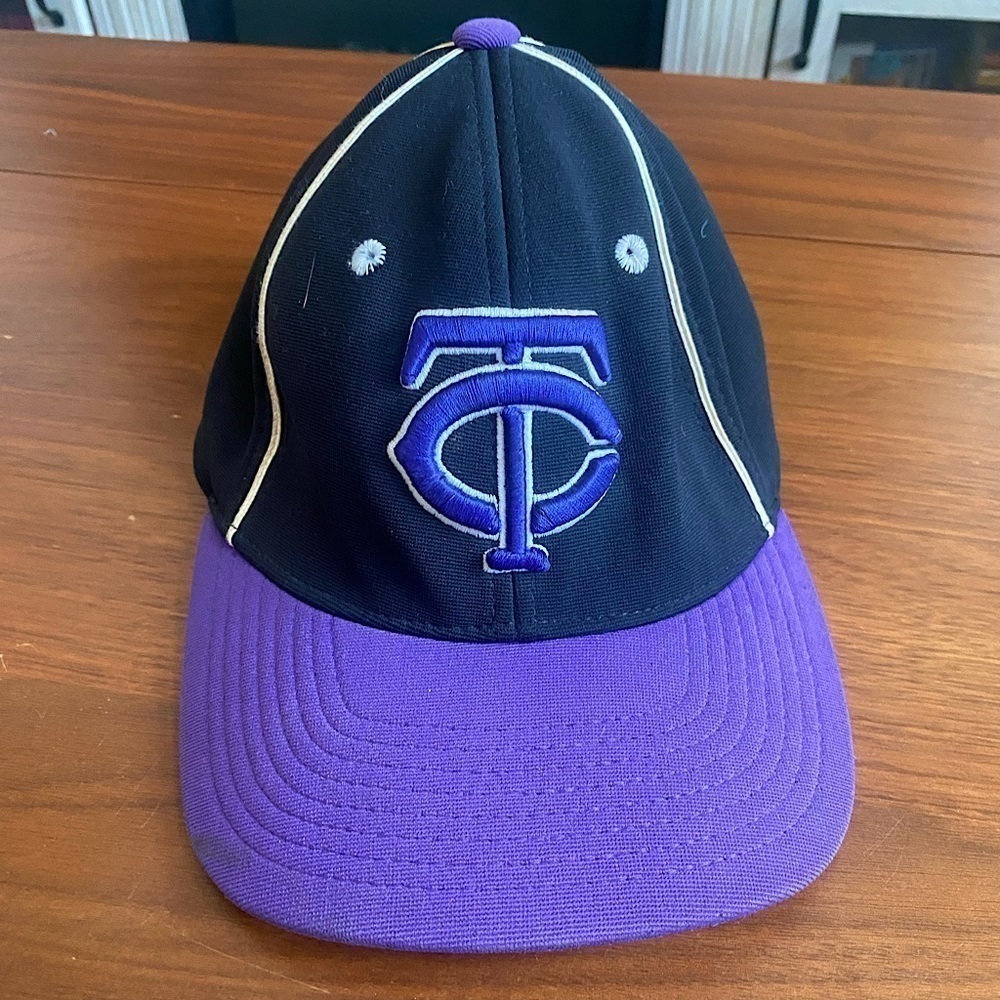 Retro Minnesota Twins Logo Hat